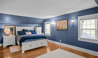 26 Keith Ave, Cranston, RI 02910