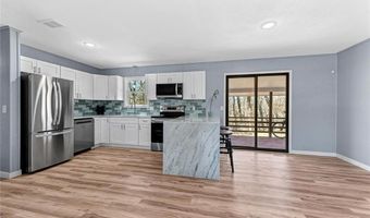 6 Ipswich Dr, Bella Vista, AR 72714