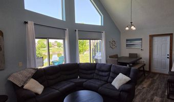 290 240Th Ave 48, Arnolds Park, IA 51331