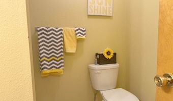 729 S 16th St, Bismarck, ND 58504