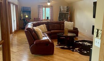 7465 County Rd 5, Arlington, NE 68002