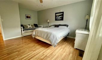 106 Swinburne Row, Newport, RI 02840