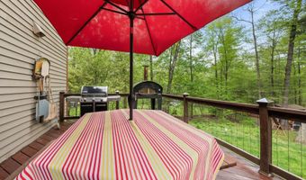 104 Barnes Hill Rd, Burlington, CT 06013