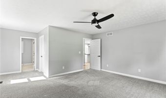 934 E Crothersville Rd, Austin, IN 47102