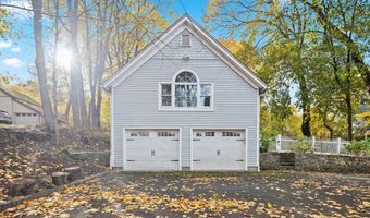 9 Mountainville Rd, Danbury, CT 06810