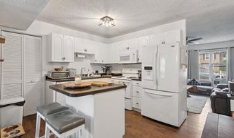 105 WINDWARD Dr, Barnegat, NJ 08005