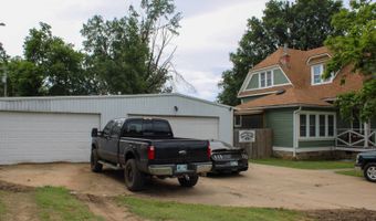 703 S 5th St, McAlester, OK 74501