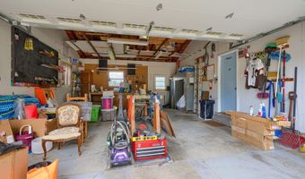 134 Cynthia St, Heath, OH 43056