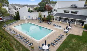 42 Turtle Bay Dr 42, Branford, CT 06405