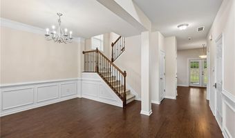 5011 Morriscastle Dr, Alpharetta, GA 30005