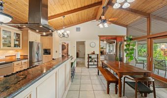 9835 Edgelake Dr, La Mesa, CA 91941