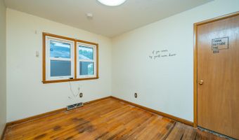 503 E Virginia Ave, Des Moines, IA 50315