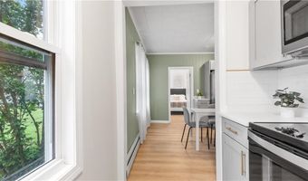 63 Prospect St, Lincoln, RI 02838