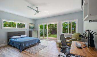 148 Kaelepulu Dr, Kailua, HI 96734