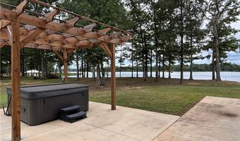 322 Cypress Point Dr, Akron, AL 35441