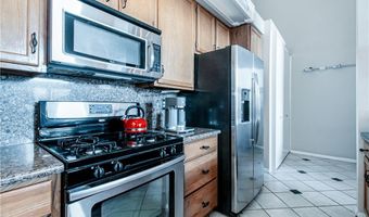 5440 Lindley Ave 310, Encino, CA 91316