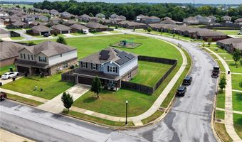 6507 SW Chalkstone Rd, Bentonville, AR 72713