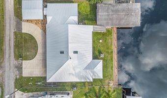 1511 RIVEREDGE Ct, Astor, FL 32102