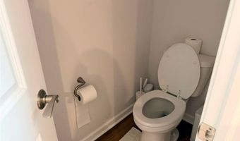 863 River Run Rd, Aurora, OH 44202