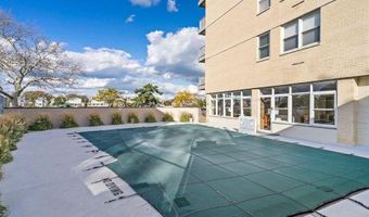 510 Deal Lake Dr 5J, Asbury Park, NJ 07712