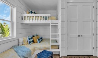 229 WILLOW Ave, Anna Maria, FL 34216