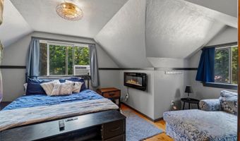 6328 River Rd, Clark Fork, ID 83811