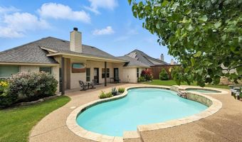 213 Wayne Dr, Aledo, TX 76008