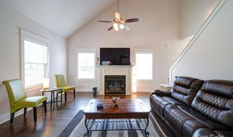 1421 Lyon Ct, Charlotte, NC 28205