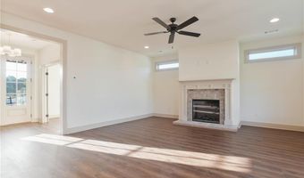 1360 HOMESTEAD Ln, Auburn, AL 36830
