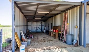 9404 Crow Ln, Adkins, TX 78101