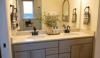 126 CAMBRIA Walk, Alexandria, VA 22304