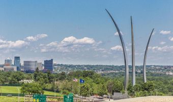 1805 CRYSTAL Dr #913S, Arlington, VA 22202