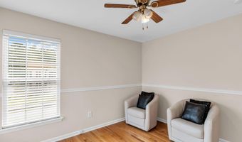29 Tupelo Rd, Bayville, NJ 08721