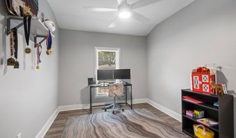 1032 Virginia Ave, Bauxite, AR 72011