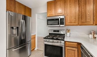 1421 NW Pebble Dr, Ankeny, IA 50023