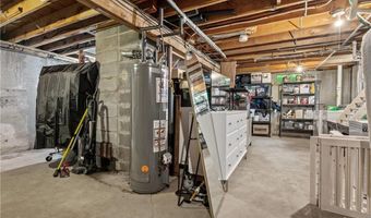 450 Franklin Rd, Coventry, RI 02816
