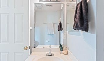 75 Rath Dr, Bella Vista, AR 72715