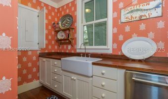 16 Parkman St, Bluffton, SC 29910