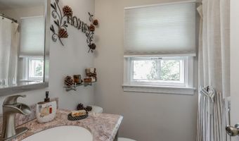 99 Old Main Shore Rd, Barnegat, NJ 08005