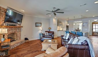 38 Savannah Cir, Brandon, MS 39047