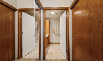 400 N RICHMOND St 323, Appleton, WI 54911