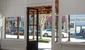 124 Trinity St, Abbeville, SC 29620