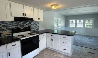 10 Sherman Dr, Boscawen, NH 03303