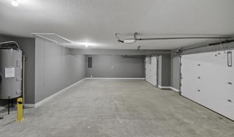 3424 Cantabria Cv, Auburn, IN 46706