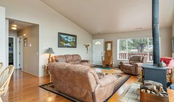 635 N Cougar Ln, Apple Valley, UT 84737