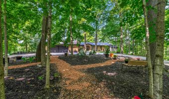 4720 Nirvana Dr, Adrian, MI 49221