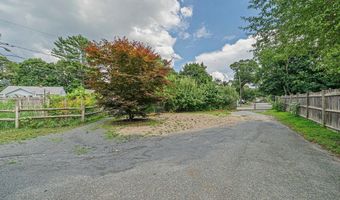 848 Brockton Ave, Abington, MA 02351