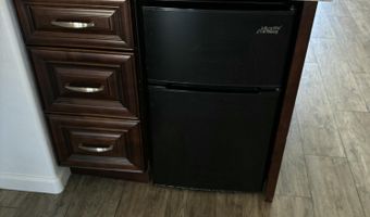 1302 W HONEYSUCKLE Ln, Chandler, AZ 85248