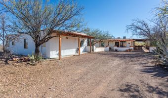 13520 W Universal Ranch Rd, Arivaca, AZ 85601