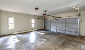 560 Dixton Dr, Brandon, MS 39047